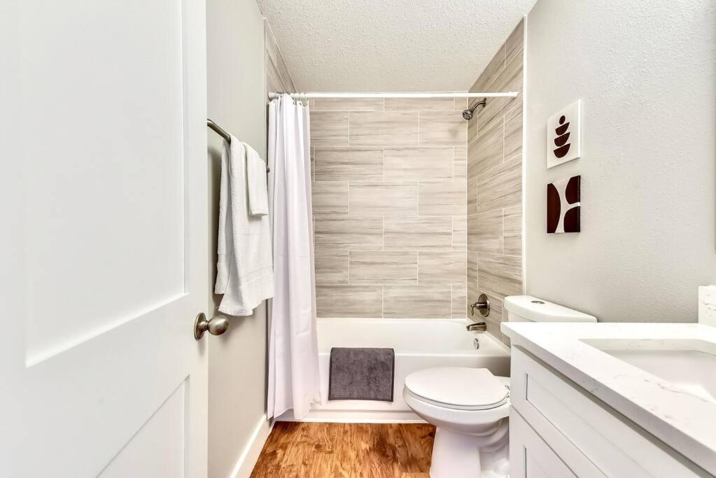 Bright And Cheerful Flat, Near Fair Park Apartment Dallas Bagian luar foto