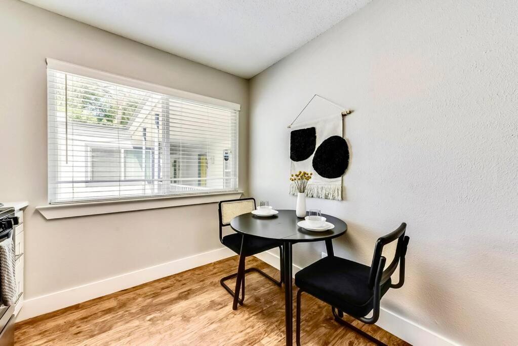 Bright And Cheerful Flat, Near Fair Park Apartment Dallas Bagian luar foto