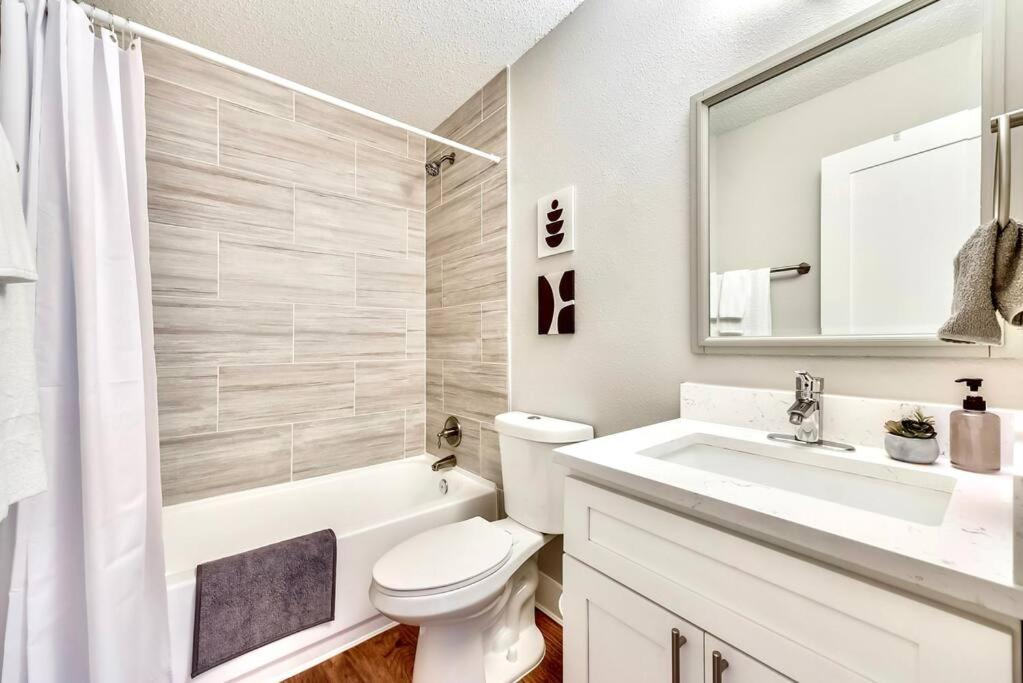 Bright And Cheerful Flat, Near Fair Park Apartment Dallas Bagian luar foto