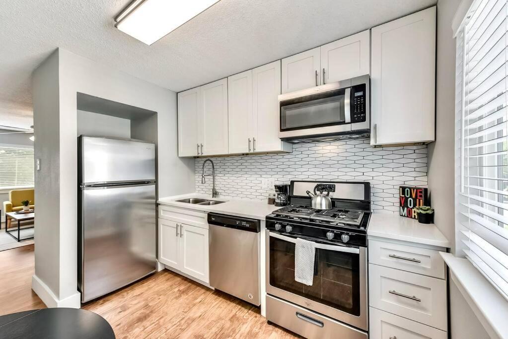 Bright And Cheerful Flat, Near Fair Park Apartment Dallas Bagian luar foto